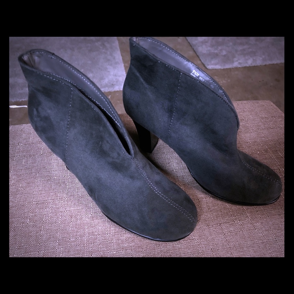 A2 Aerosoles. Work a couple times only.